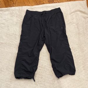 RBX woman’s Capri pants size L